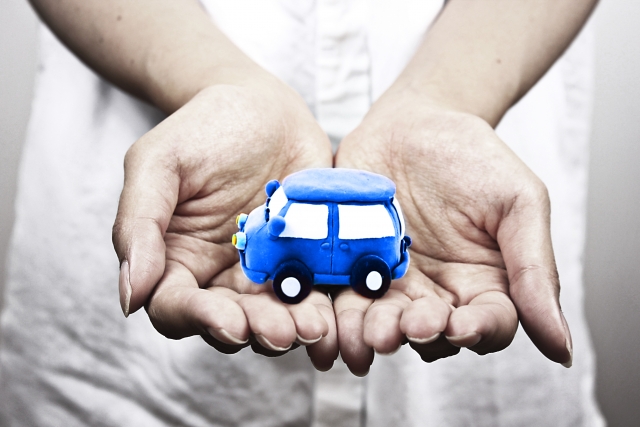 沖縄で生活するには必ず車は必要?車が無いと絶対に生活出来ない?